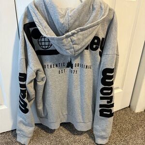 NWOT Walt Disney World Mickey Mouse Hoodie - MEDIUM